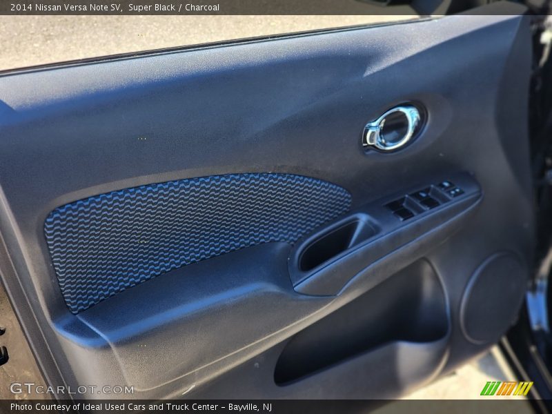 Super Black / Charcoal 2014 Nissan Versa Note SV