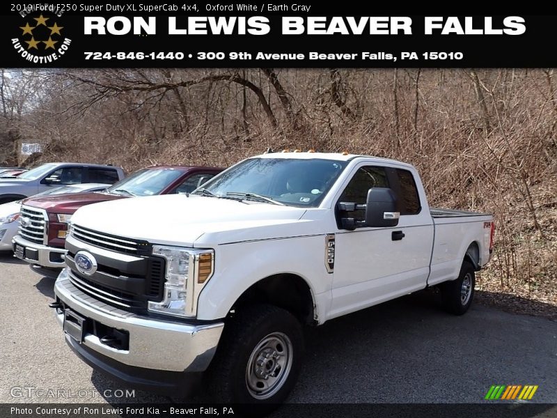 Oxford White / Earth Gray 2019 Ford F250 Super Duty XL SuperCab 4x4