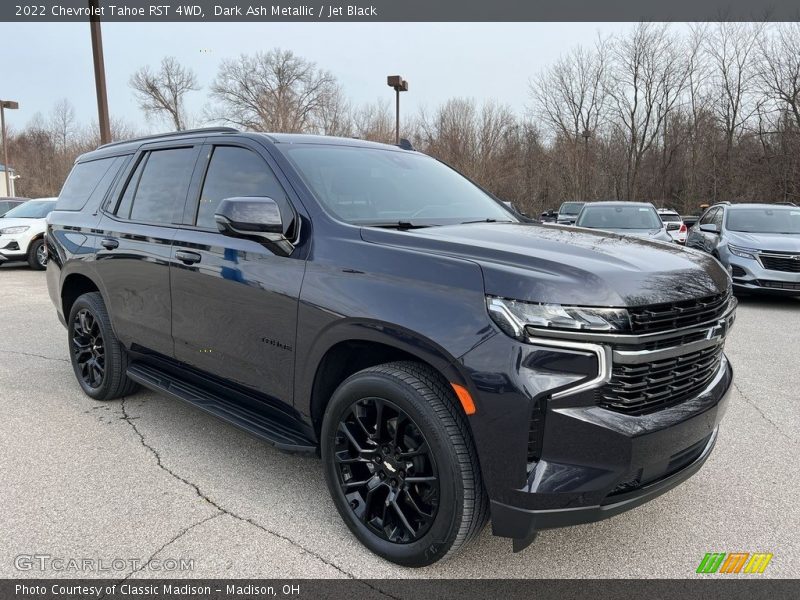 Front 3/4 View of 2022 Tahoe RST 4WD