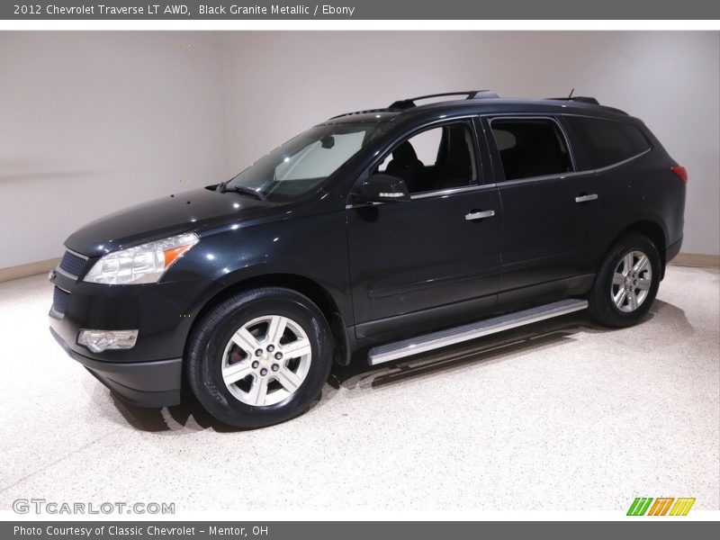 Front 3/4 View of 2012 Traverse LT AWD