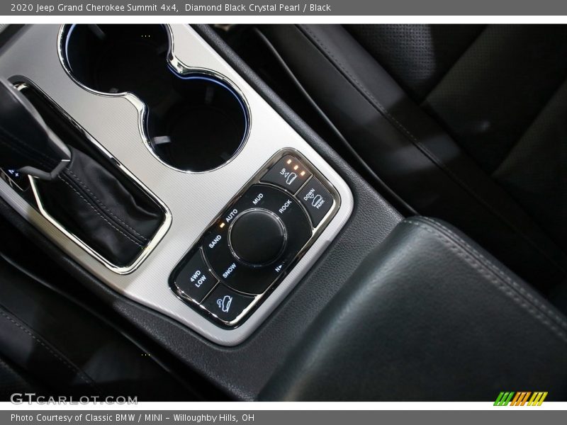 Diamond Black Crystal Pearl / Black 2020 Jeep Grand Cherokee Summit 4x4