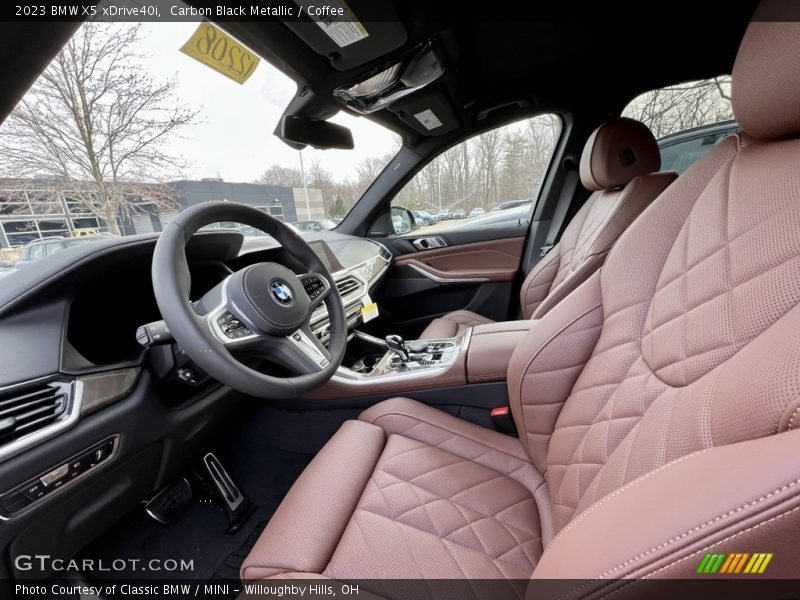 Carbon Black Metallic / Coffee 2023 BMW X5 xDrive40i