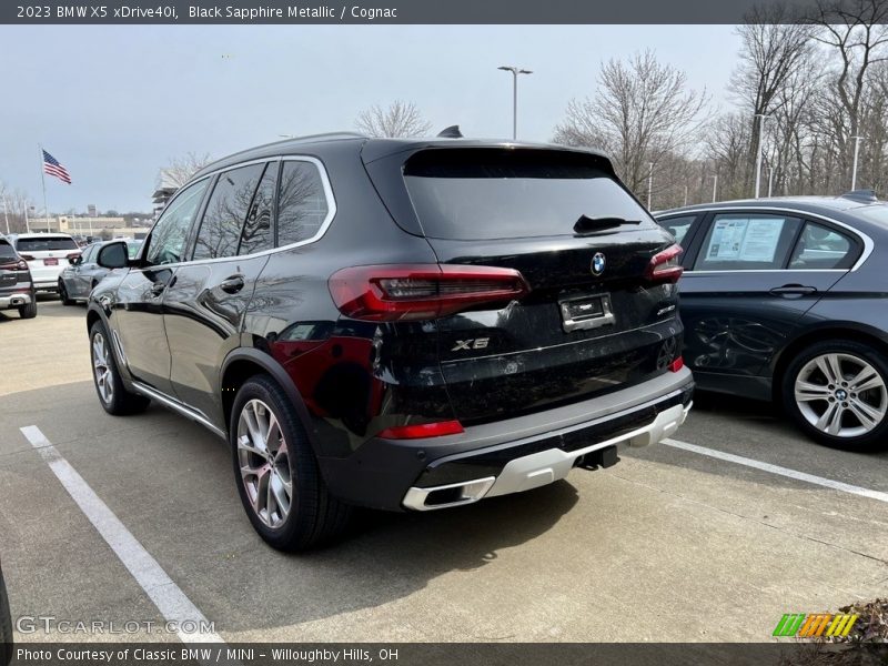 Black Sapphire Metallic / Cognac 2023 BMW X5 xDrive40i