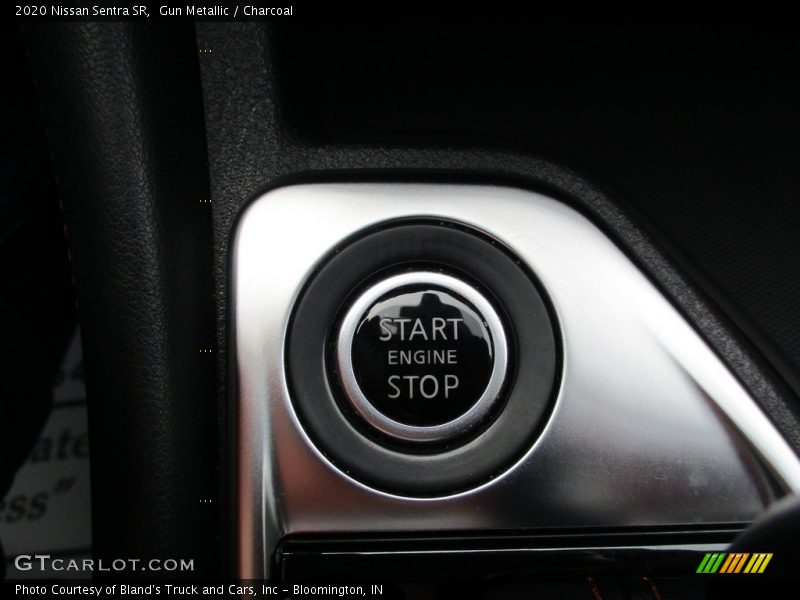 Gun Metallic / Charcoal 2020 Nissan Sentra SR