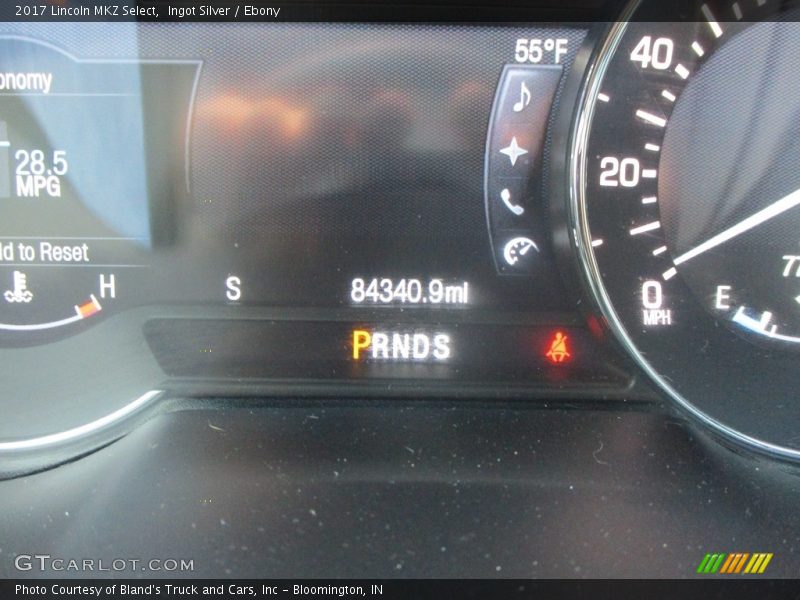 Ingot Silver / Ebony 2017 Lincoln MKZ Select