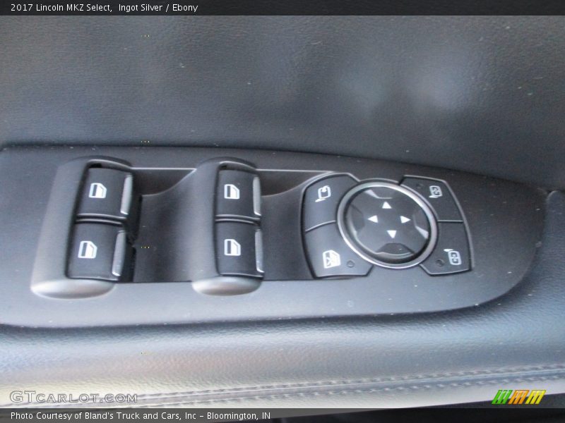 Ingot Silver / Ebony 2017 Lincoln MKZ Select