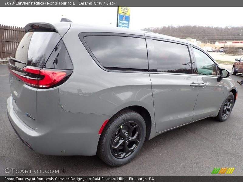 Ceramic Gray / Black 2023 Chrysler Pacifica Hybrid Touring L