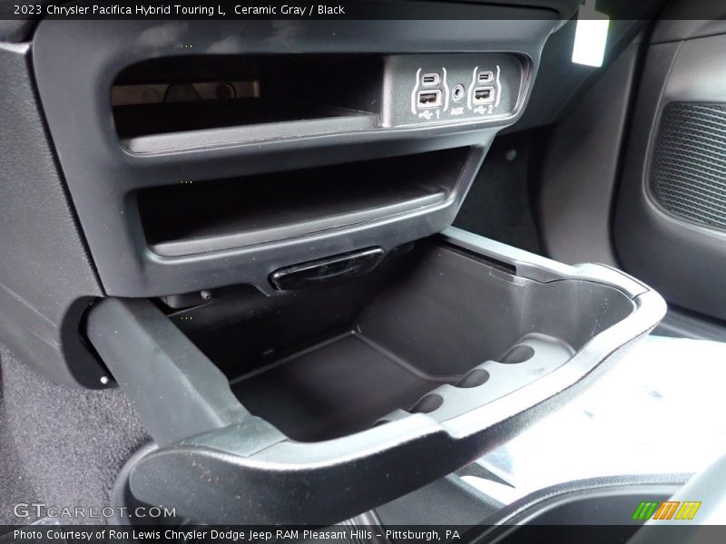 Ceramic Gray / Black 2023 Chrysler Pacifica Hybrid Touring L