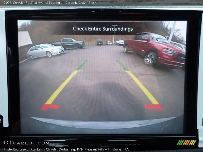 Ceramic Gray / Black 2023 Chrysler Pacifica Hybrid Touring L