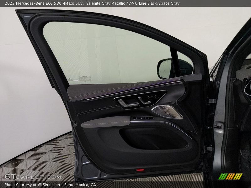 Door Panel of 2023 EQS 580 4Matic SUV