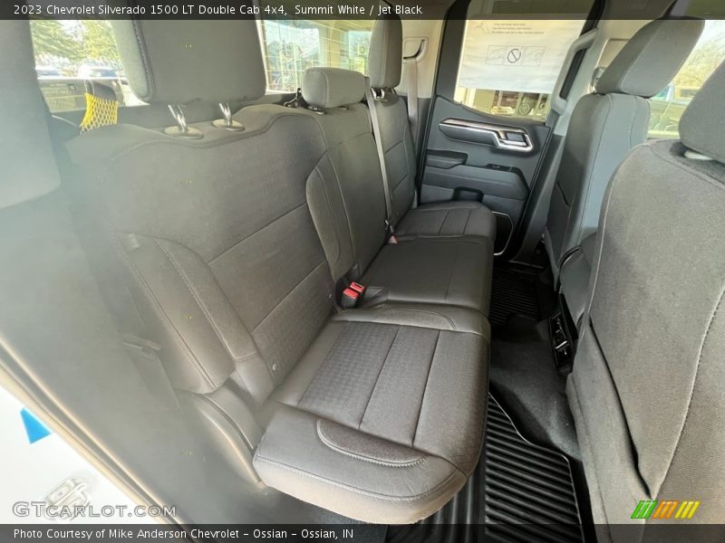 Summit White / Jet Black 2023 Chevrolet Silverado 1500 LT Double Cab 4x4