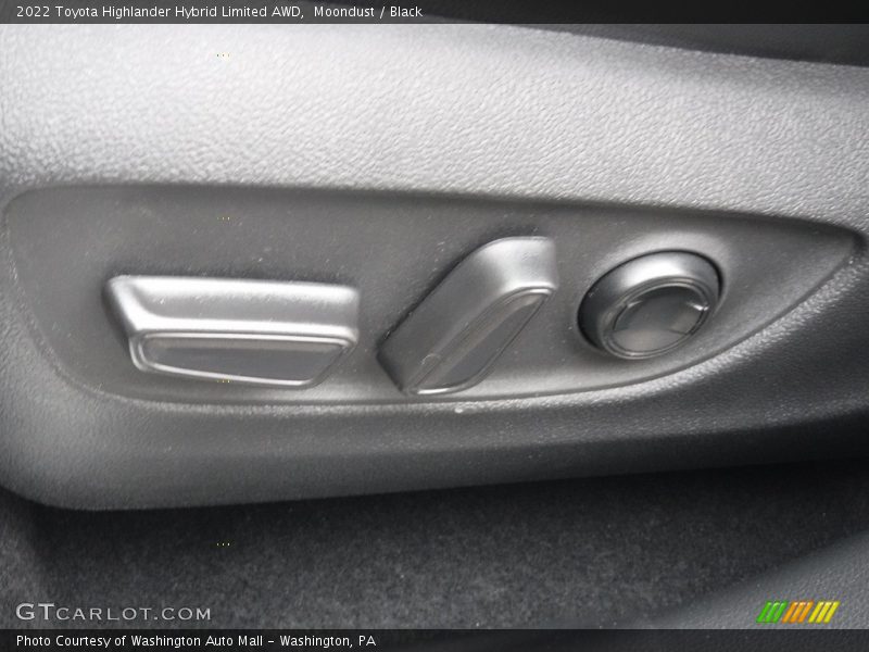 Moondust / Black 2022 Toyota Highlander Hybrid Limited AWD
