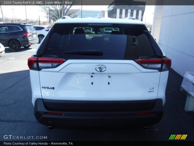 Super White / Black 2020 Toyota RAV4 LE AWD