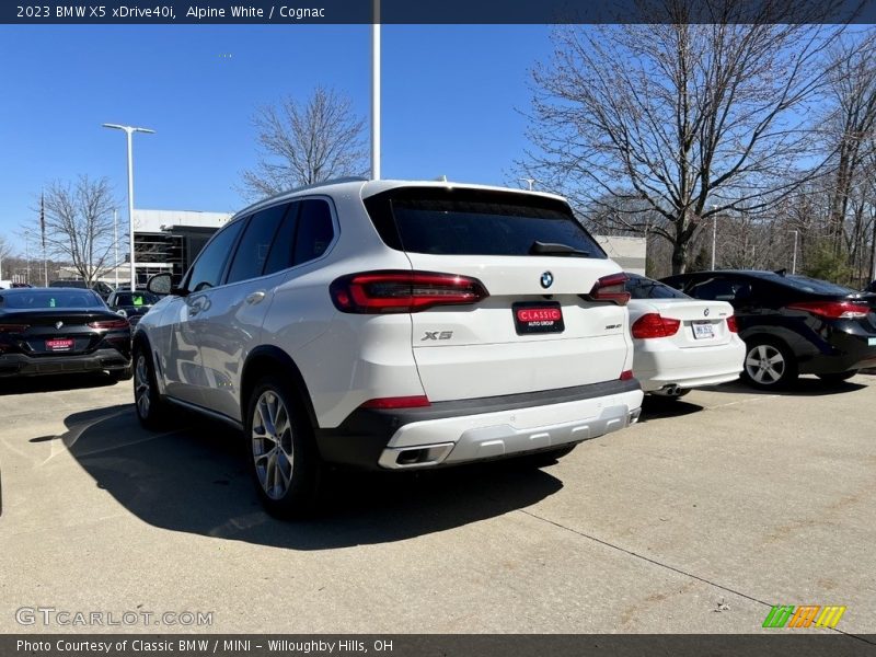 Alpine White / Cognac 2023 BMW X5 xDrive40i