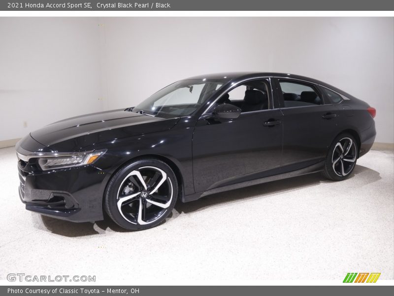 Front 3/4 View of 2021 Accord Sport SE