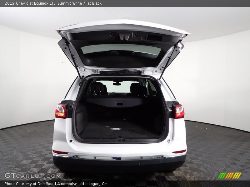 Summit White / Jet Black 2019 Chevrolet Equinox LT