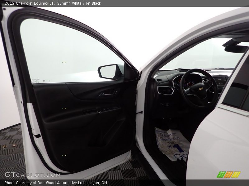 Summit White / Jet Black 2019 Chevrolet Equinox LT