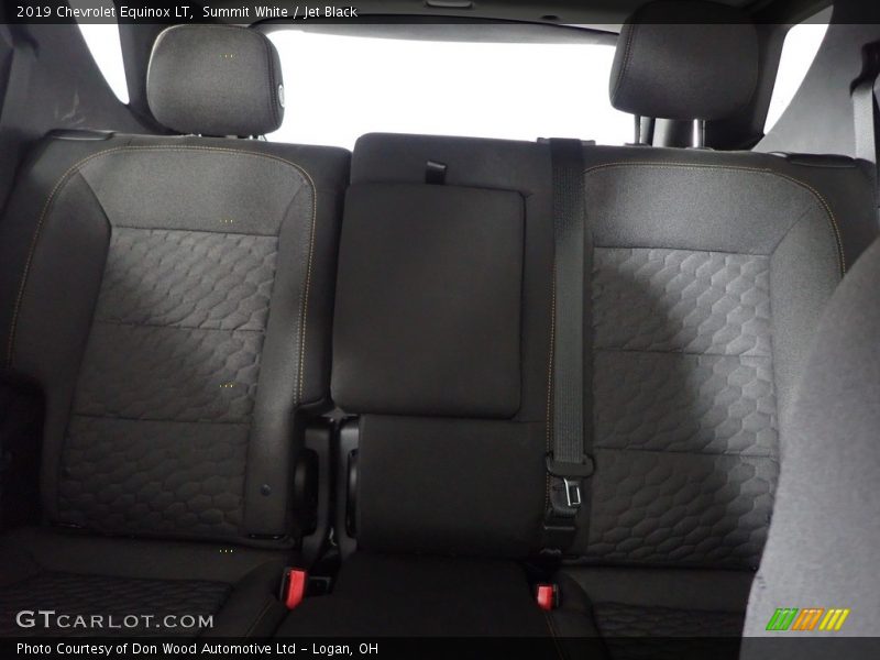 Summit White / Jet Black 2019 Chevrolet Equinox LT