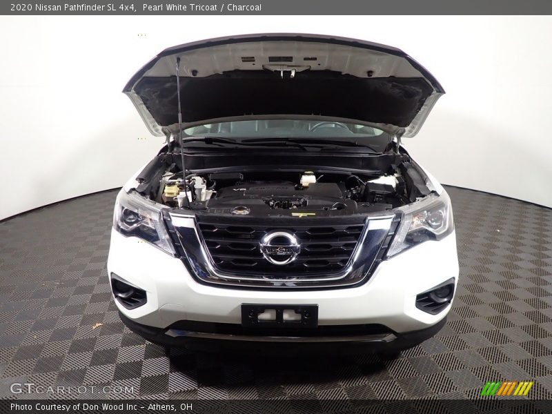 Pearl White Tricoat / Charcoal 2020 Nissan Pathfinder SL 4x4