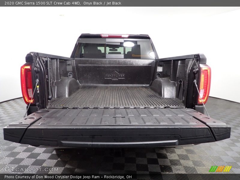 Onyx Black / Jet Black 2020 GMC Sierra 1500 SLT Crew Cab 4WD
