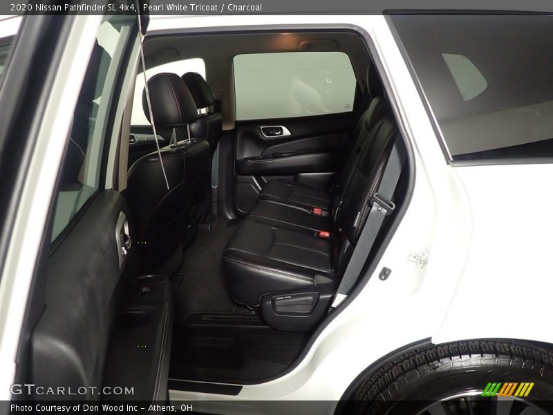 Pearl White Tricoat / Charcoal 2020 Nissan Pathfinder SL 4x4