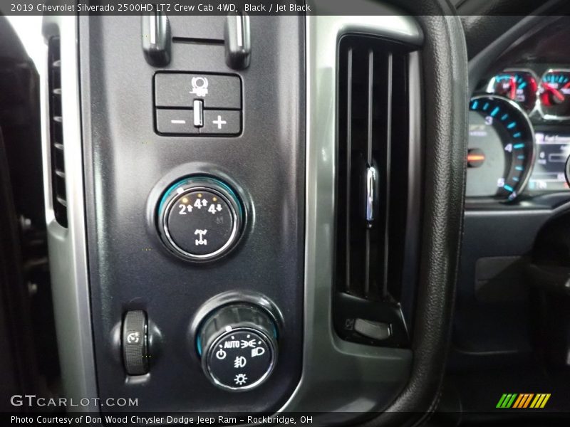 Black / Jet Black 2019 Chevrolet Silverado 2500HD LTZ Crew Cab 4WD