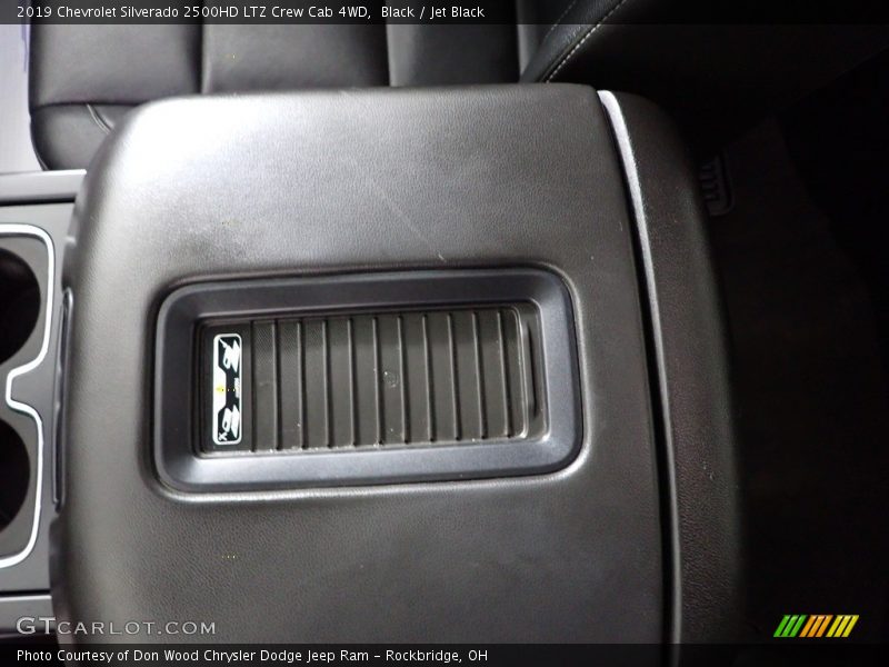 Black / Jet Black 2019 Chevrolet Silverado 2500HD LTZ Crew Cab 4WD
