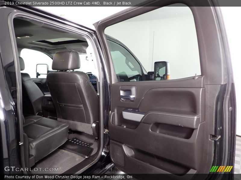 Black / Jet Black 2019 Chevrolet Silverado 2500HD LTZ Crew Cab 4WD