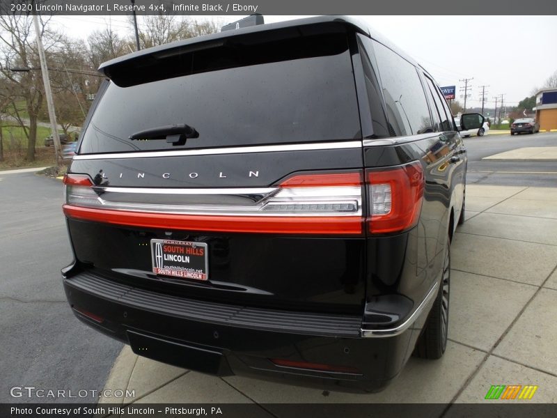 Infinite Black / Ebony 2020 Lincoln Navigator L Reserve 4x4