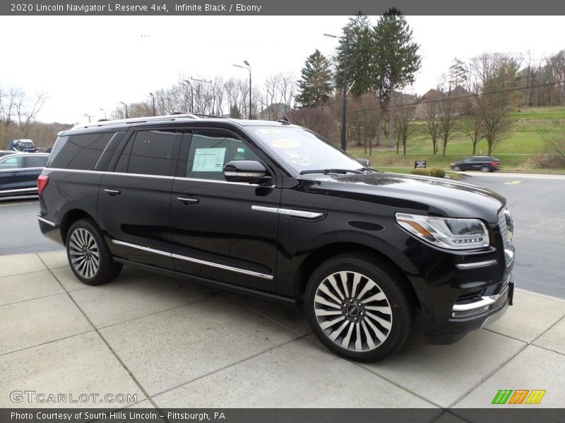  2020 Navigator L Reserve 4x4 Infinite Black