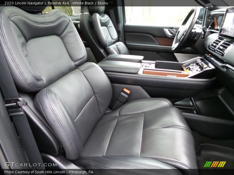 Front Seat of 2020 Navigator L Reserve 4x4