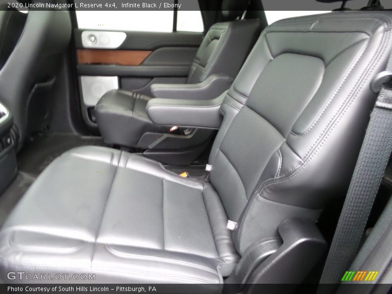 Rear Seat of 2020 Navigator L Reserve 4x4