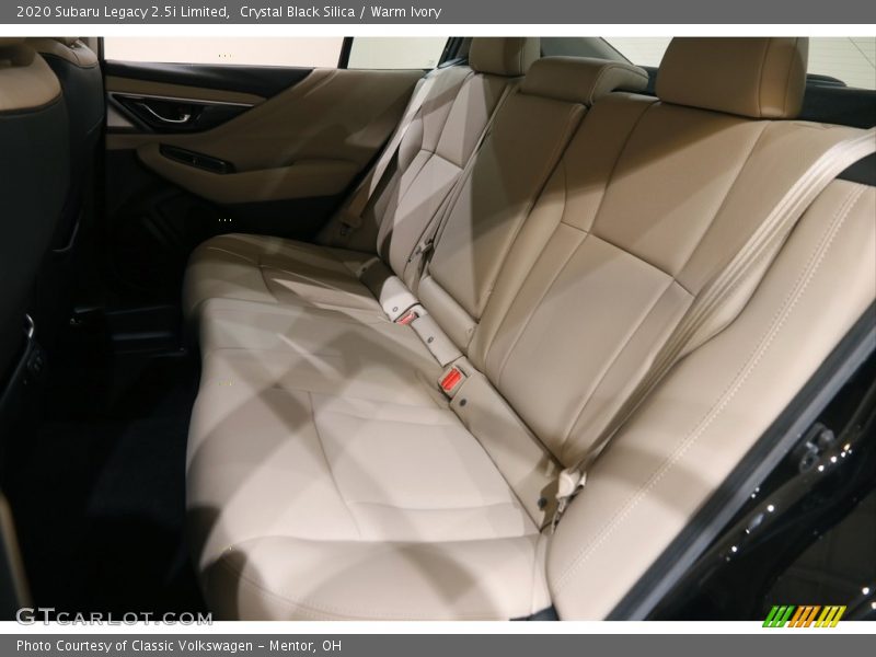 Crystal Black Silica / Warm Ivory 2020 Subaru Legacy 2.5i Limited