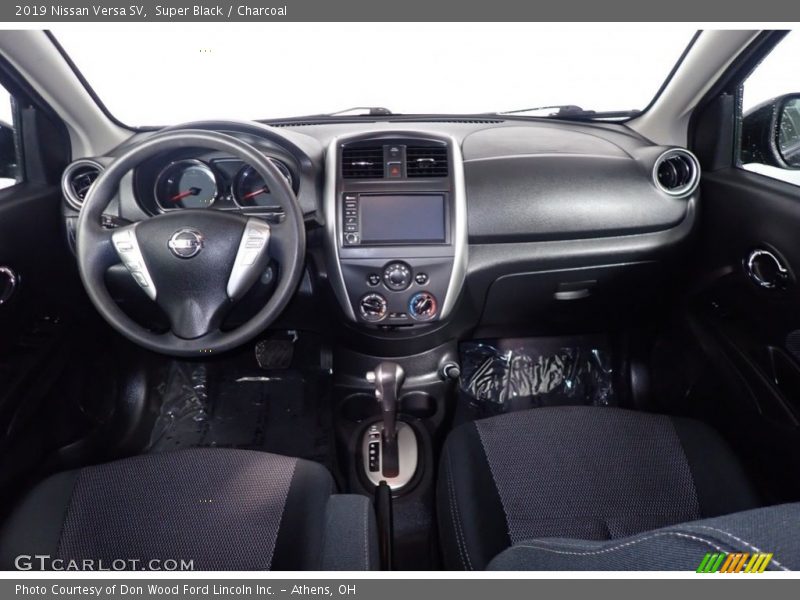 Super Black / Charcoal 2019 Nissan Versa SV