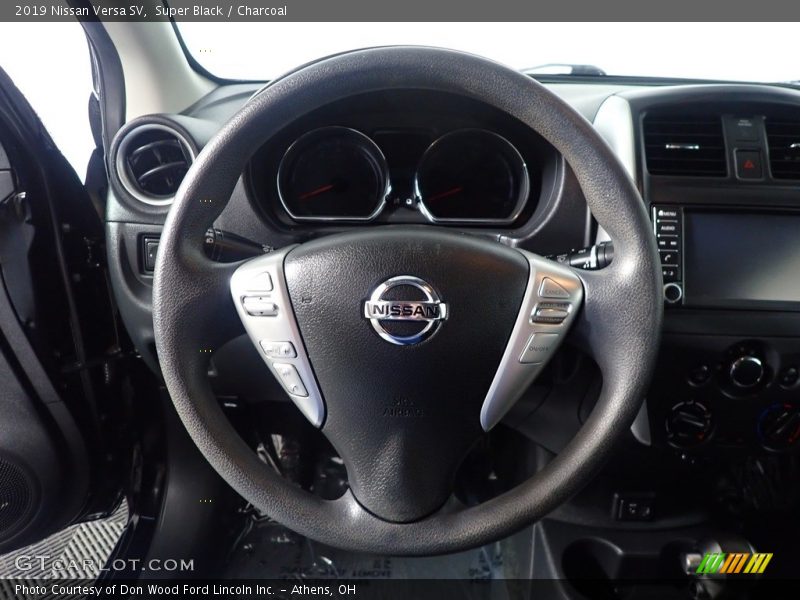 Super Black / Charcoal 2019 Nissan Versa SV