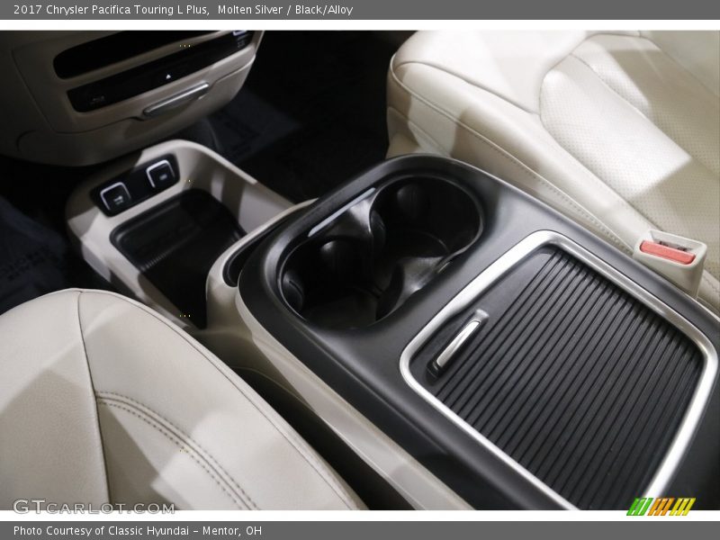 Molten Silver / Black/Alloy 2017 Chrysler Pacifica Touring L Plus