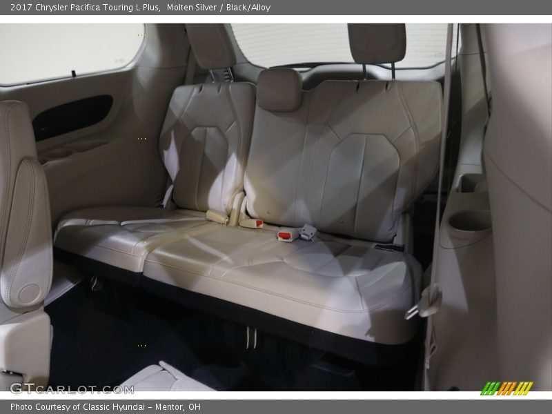 Molten Silver / Black/Alloy 2017 Chrysler Pacifica Touring L Plus