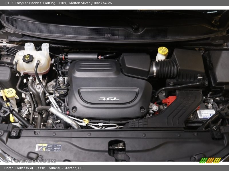 Molten Silver / Black/Alloy 2017 Chrysler Pacifica Touring L Plus