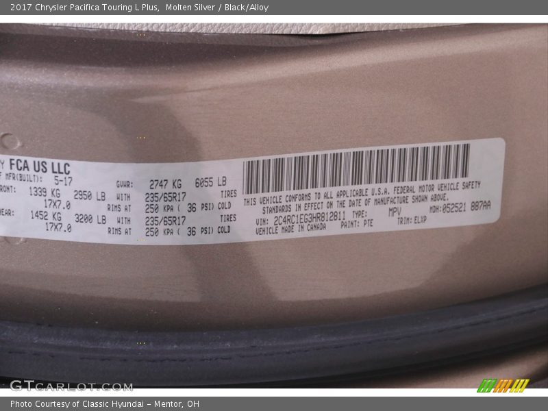 Molten Silver / Black/Alloy 2017 Chrysler Pacifica Touring L Plus