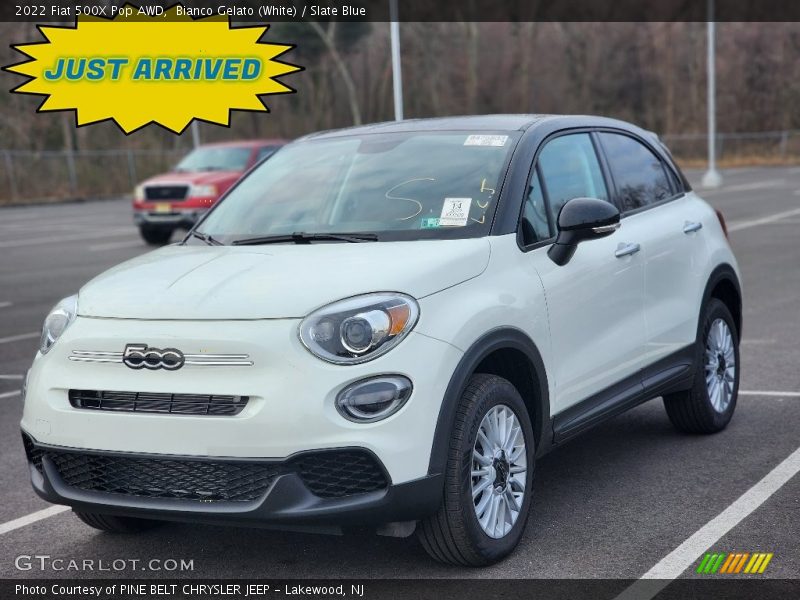 Bianco Gelato (White) / Slate Blue 2022 Fiat 500X Pop AWD