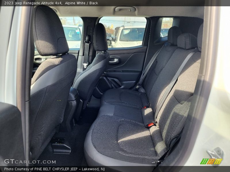 Alpine White / Black 2023 Jeep Renegade Altitude 4x4