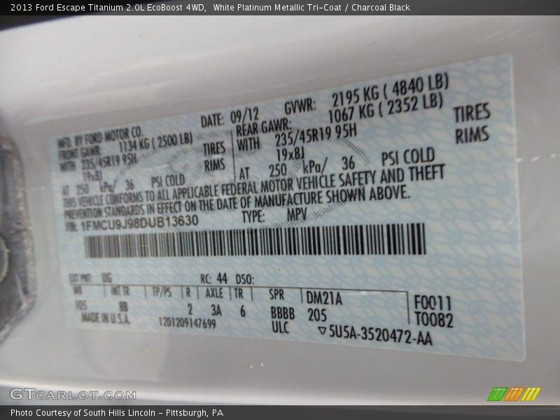 White Platinum Metallic Tri-Coat / Charcoal Black 2013 Ford Escape Titanium 2.0L EcoBoost 4WD