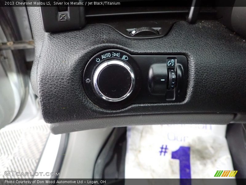Silver Ice Metallic / Jet Black/Titanium 2013 Chevrolet Malibu LS