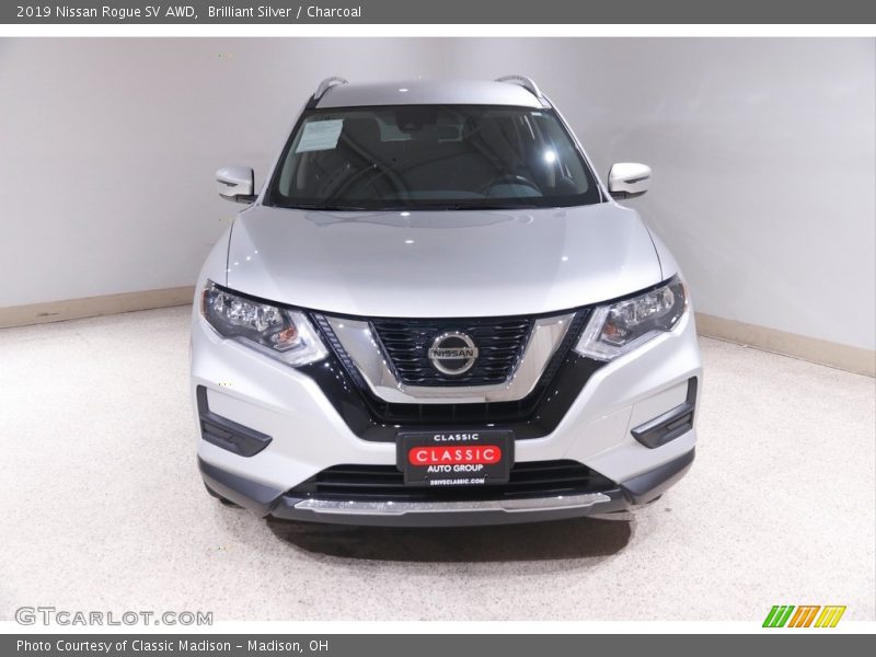 Brilliant Silver / Charcoal 2019 Nissan Rogue SV AWD