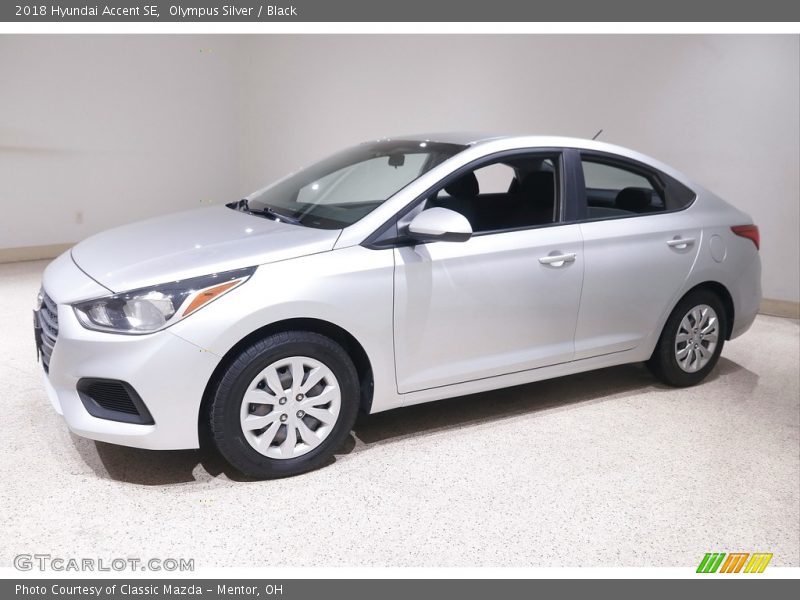 Front 3/4 View of 2018 Accent SE