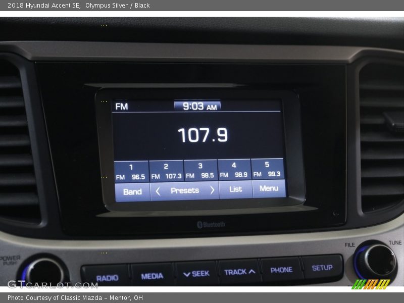 Olympus Silver / Black 2018 Hyundai Accent SE