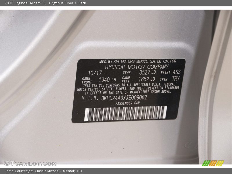 Olympus Silver / Black 2018 Hyundai Accent SE