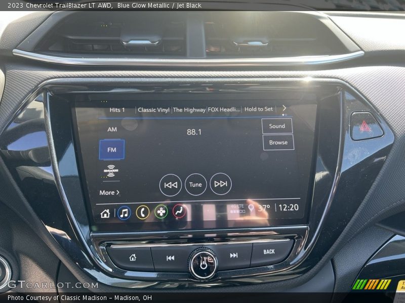 Controls of 2023 TrailBlazer LT AWD