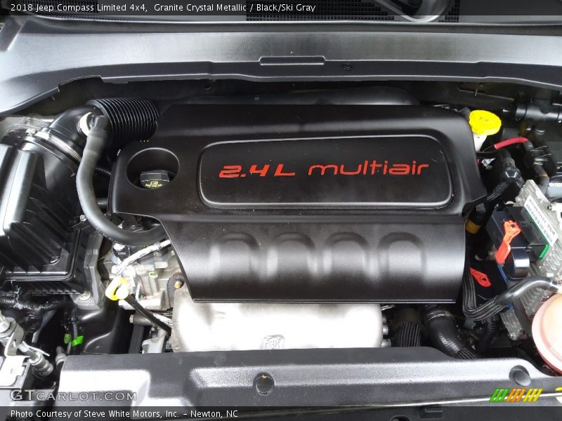 Granite Crystal Metallic / Black/Ski Gray 2018 Jeep Compass Limited 4x4