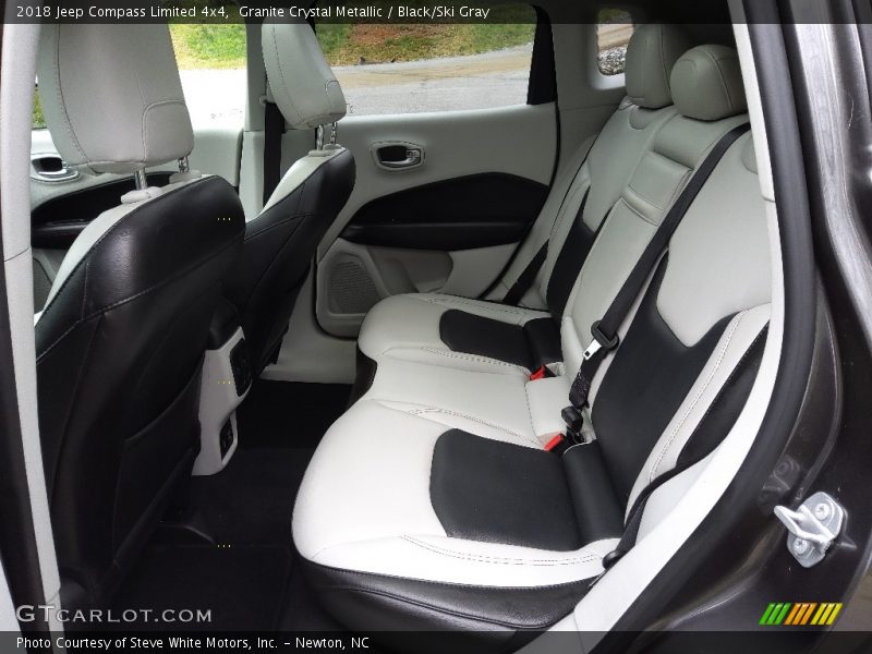 Granite Crystal Metallic / Black/Ski Gray 2018 Jeep Compass Limited 4x4